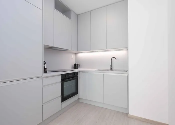 Near Airport - Balcony & Free Parking * Bratislava