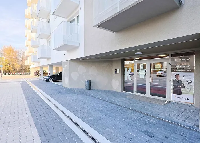 Near Airport - Balcony & Free Parking * Bratislava